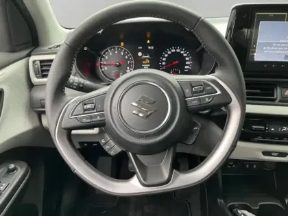 Photo 11 Suzuki Swift Gén. V Ph1 Privilège 5