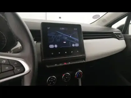 Photo 12 Renault Clio Gén. V (BJA) Ph1 NG Evolution 5