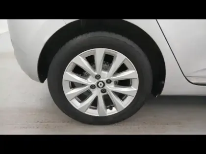 Photo 9 Renault Clio Gén. V (BJA) Ph1 NG Evolution 5