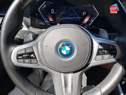 Photo 11 BMW Serie 3 Série 3 Touring 330eA xDrive 292ch M Sport