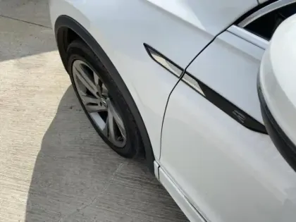 Photo 8 Volkswagen Tiguan Gén. II Ph2 R-Line Exclusive 5