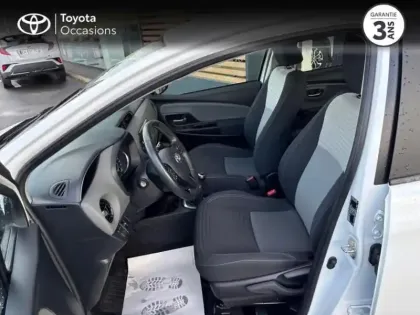 Photo 10 Toyota Yaris Gén. III Ph3 Ultimate 5