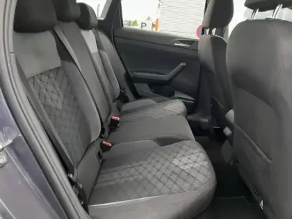 Photo 10 Volkswagen Taigo  1.0 TSI 110ch R-Line DSG7