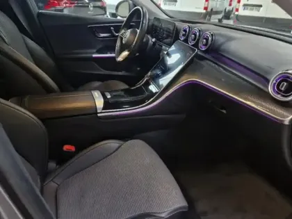 Photo 12 Mercedes Classe C Gén. V (W206) Ph1 Avantgarde Line 4