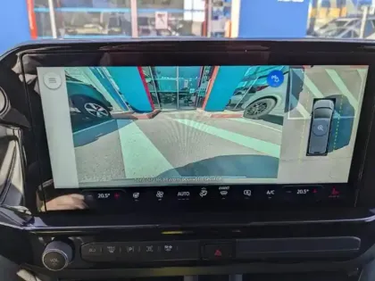 Photo 13 Ford Custom Gén. II Ph1 Sport 1