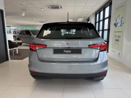 Photo 5 Skoda Fabia  1.0 TSI Evo2 95ch Selection