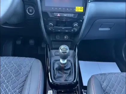 Photo 9 Suzuki Vitara Gén. II Ph3 Xplore 5