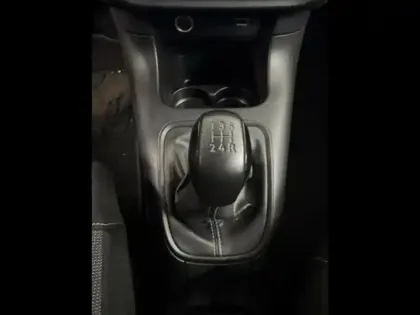 Photo 15 Citroën C3 Gén. III Ph2 Feel Pack 5