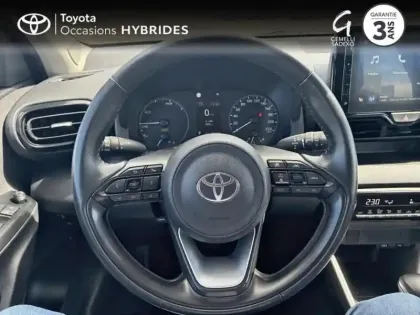 Photo 8 Toyota Yaris  116h Dynamic 5p MC24