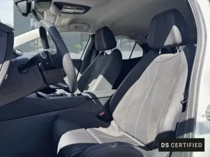 Photo 8 DS DS 4  Hybride 136ch Etoile Automatique