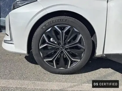 Photo 10 DS DS 4  Hybride 136ch Etoile Automatique