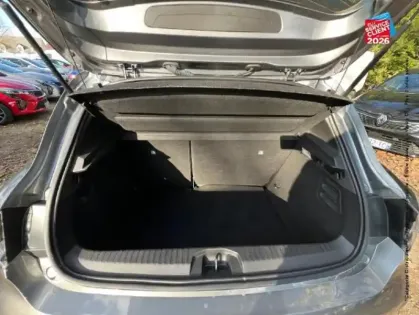 Photo 13 Renault Clio Gén. V (BJA) Ph1 NG Evolution 5