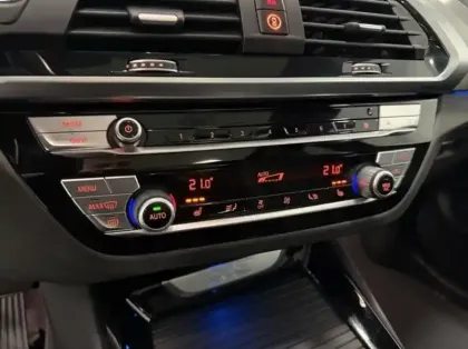 Photo 14 BMW X3  xDrive30eA 292ch Luxury 10cv