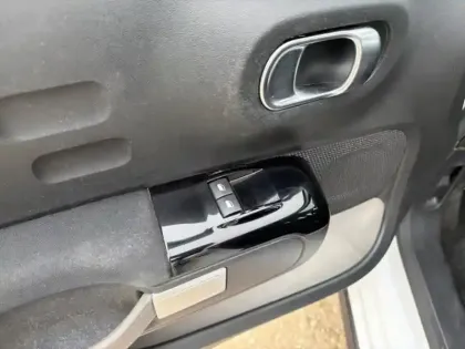 Photo 11 Citroën C3  1.2 PureTech 83ch S&S  Feel Business