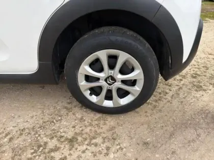 Photo 10 Citroën C3  1.2 PureTech 83ch S&S  Feel Business