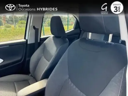 Photo 10 Toyota Yaris Gén. IV Ph1 Dynamic 5