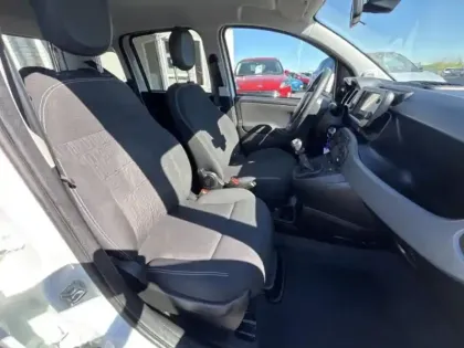 Photo 10 Fiat Panda Gén. III Ph2 MY23 Cross 5