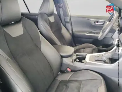 Photo 19 Toyota Rav4 Gén. V Ph1 Collection 5