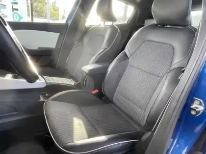 Photo 8 Renault Clio  1.5 Blue dCi 100ch Intens -21N