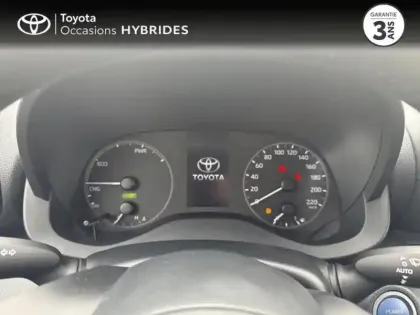 Photo 10 Toyota Yaris Gén. IV Ph1 NG Dynamic 5