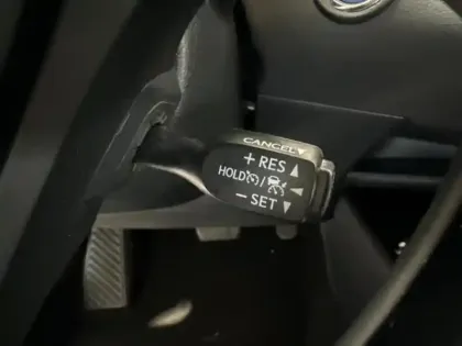 Photo 6 Toyota C-HR  122h Edition 2WD E-CVT MY22