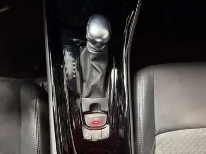 Photo 12 Toyota C-HR  122h Edition 2WD E-CVT MY22