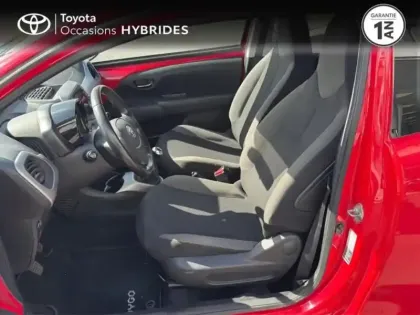 Photo 5 Toyota Aygo Gén. II Ph1 x-red 3