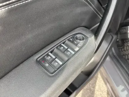 Photo 11 Renault Captur Gén. II (HJB) Ph1 NG Techno 5