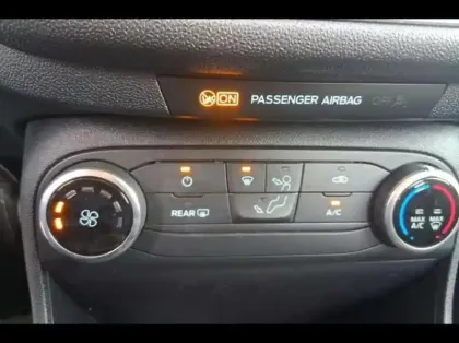 Photo 12 Ford Fiesta  1.1 75ch Cool & Connect 5p