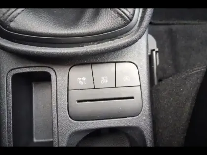 Photo 14 Ford Fiesta  1.1 75ch Cool & Connect 5p