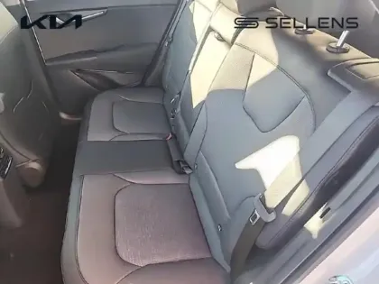 Photo 11 Kia Niro Gén. II Ph1 Evo Premium 5