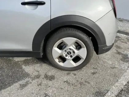 Photo 11 Mini Cooper Gén. IV (F65) Ph1 Classic 5