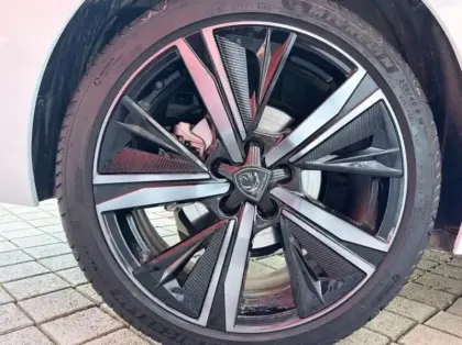 Photo 8 Peugeot 308 Gén. III Ph1 GT 5