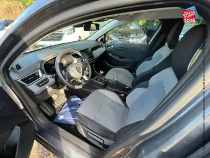 Photo 14 Renault Clio Gén. V (BJA) Ph1 NG Evolution 5