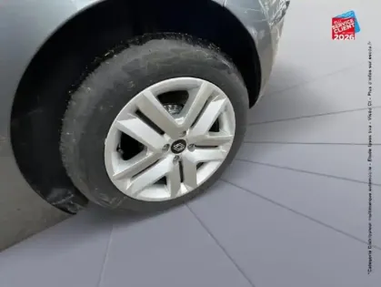 Photo 9 Renault Clio Gén. V (BJA) Ph1 NG Evolution 5