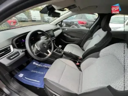 Photo 14 Renault Clio Gén. V (BJA) Ph1 NG Evolution 5