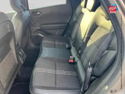 Photo 10 Renault Captur  1.6 E-Tech hybride 145ch Engineered