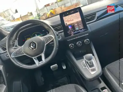 Photo 14 Renault Captur  1.6 E-Tech hybride 145ch Engineered