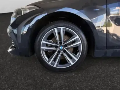 Photo 13 BMW Serie 1 Gén. III (F40) Ph1 Business Design 5