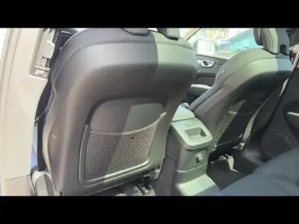 Photo 11 Volvo Xc60  T6 Hybride Rechargeable 253 + 145ch Ultra Style Dark Geartronic 8 AWD