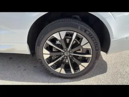 Photo 9 Volvo Xc60  T6 Hybride Rechargeable 253 + 145ch Ultra Style Dark Geartronic 8 AWD