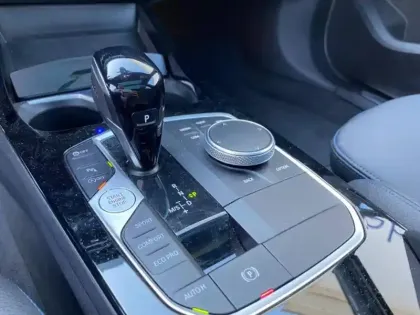 Photo 13 BMW Serie 1 Gén. III (F40) Ph2 M Sport 5