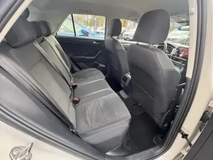 Photo 13 Volkswagen T-roc Gén. I Ph2 Style 5