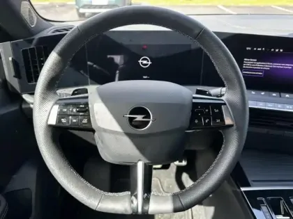 Photo 8 Opel Astra  Sports Tourer 1.2 Turbo Hybrid 136ch GS e-DCT 6