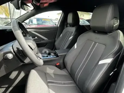 Photo 6 Opel Astra  Sports Tourer 1.2 Turbo Hybrid 136ch GS e-DCT 6