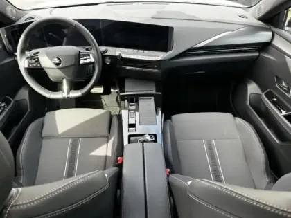 Photo 7 Opel Astra  Sports Tourer 1.2 Turbo Hybrid 136ch GS e-DCT 6