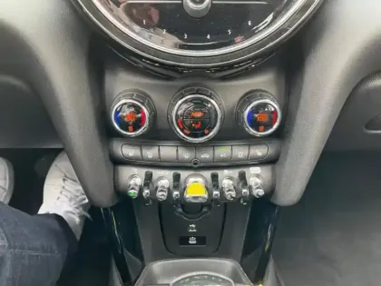 Photo 8 Mini Mini Gén. III (F56) Ph3 Edition Premium Plus 3