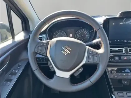 Photo 10 Suzuki S-Cross Gén. II Ph1 Evo Xplore 5