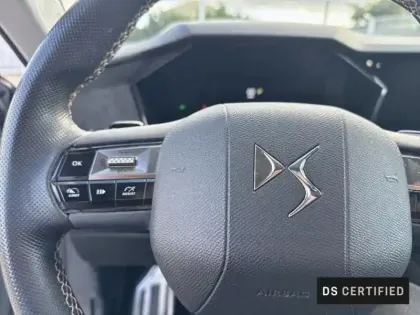 Photo 12 DS DS 4  PureTech 130ch Performance Line + Automatique