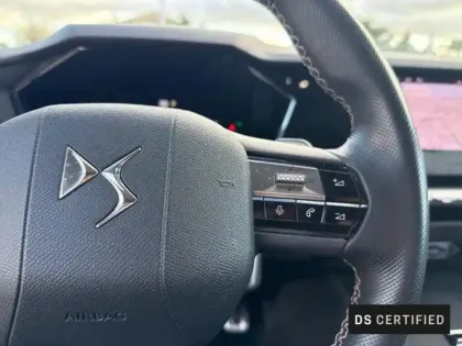 Photo 13 DS DS 4  PureTech 130ch Performance Line + Automatique